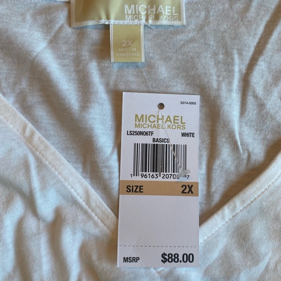 Michael Kors White Short Sleeve with Tie V Neck T-shirt - Picture 10 of 11